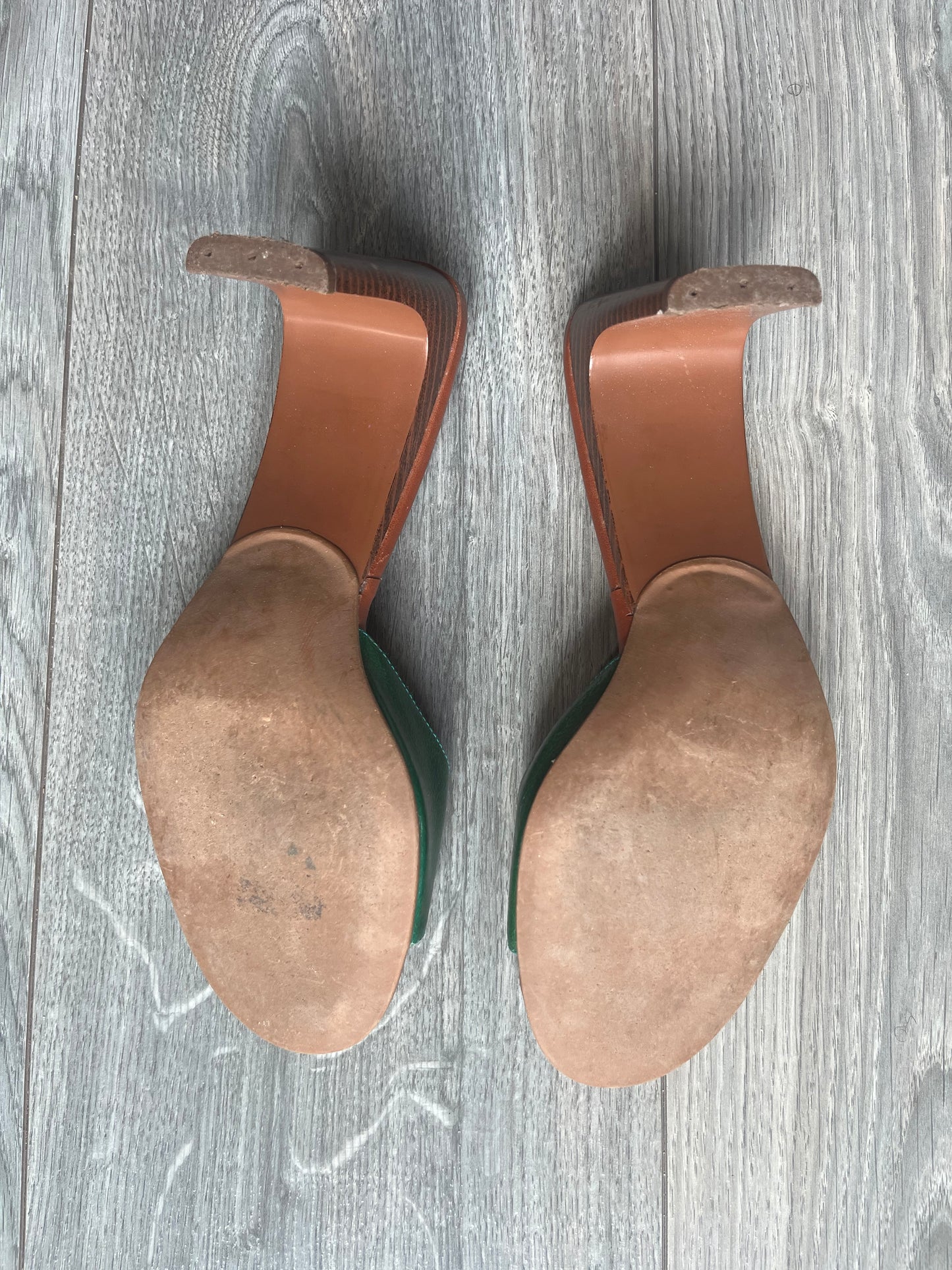 DKNY Jeans green and brown floral kitten heels 38 EU/7 US