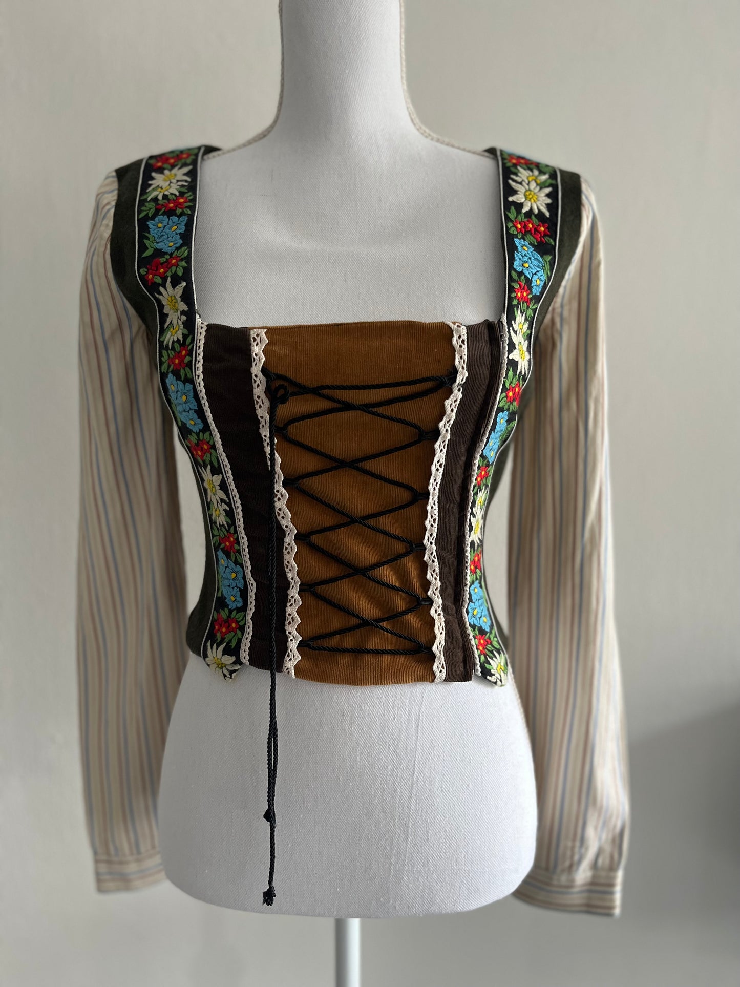 D&G fall winter 2002 corset